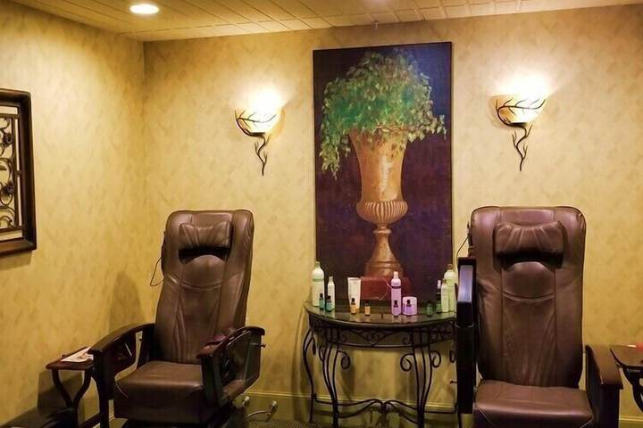 Christmas Farm Inn and Spa