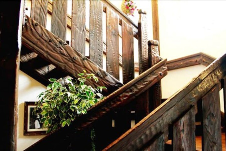 Auld Holland Inn