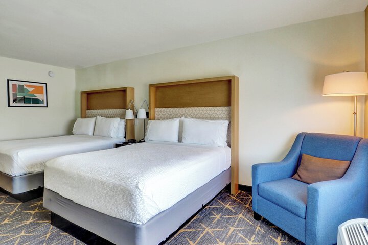 Holiday Inn Piscataway Somerset by IHG