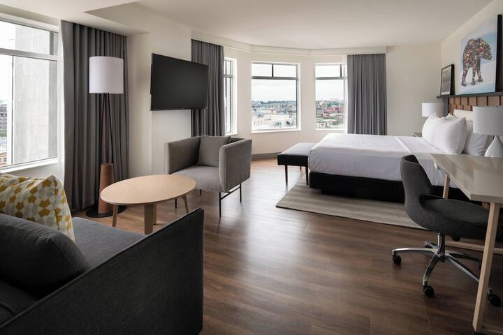 Room 14 of 86