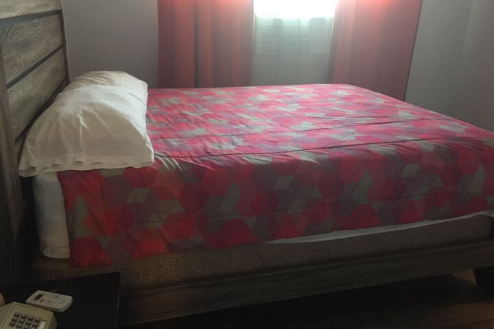 Room 7 of 38