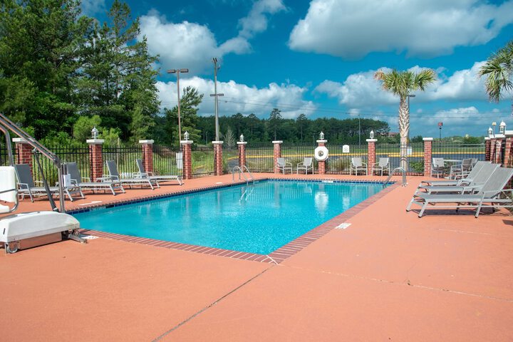 Holiday Inn Express Hotel & Suites Natchitoches by IHG