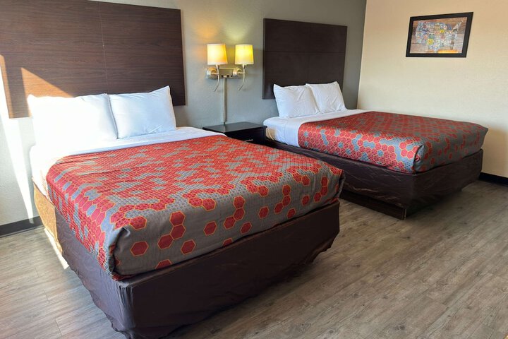 Room 10 of 35