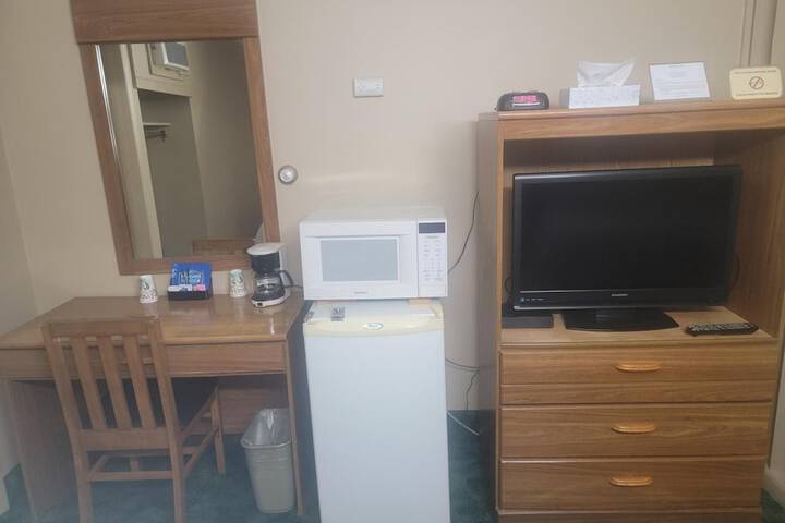 Room 9 of 23