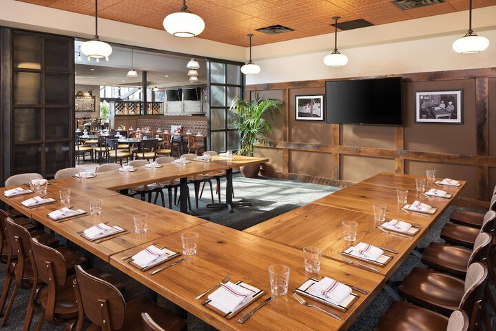 Delta Hotels by Marriott Minneapolis Northeast