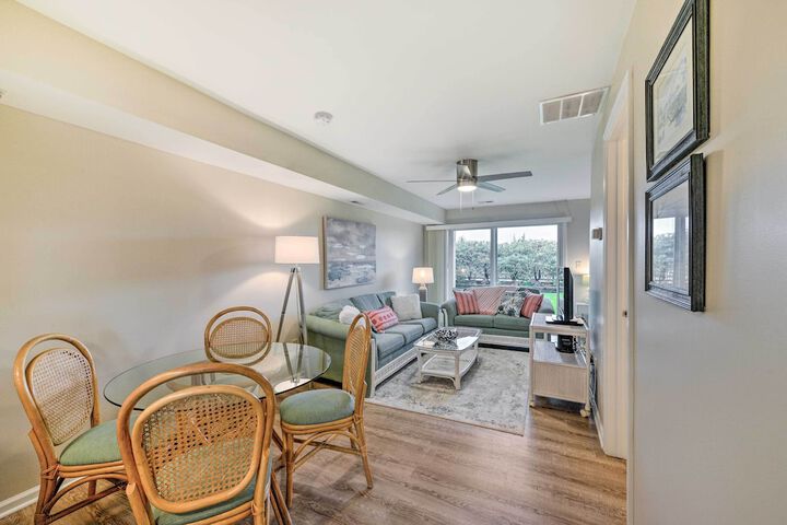 Brigantine Condo w / Beach Access & Pool Views