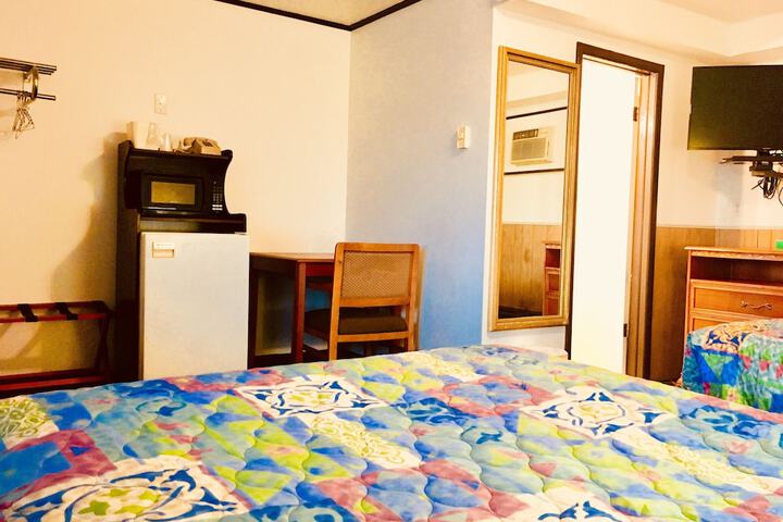 Room 25 of 51