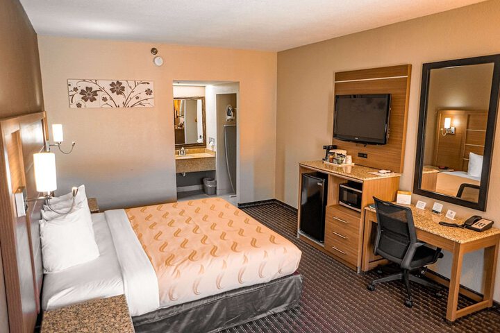 Room 19 of 36