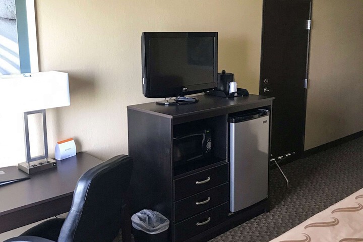 Room 5 of 13