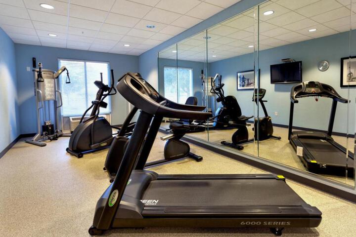Holiday Inn Express Hotel and Suites Arcadia by IHG