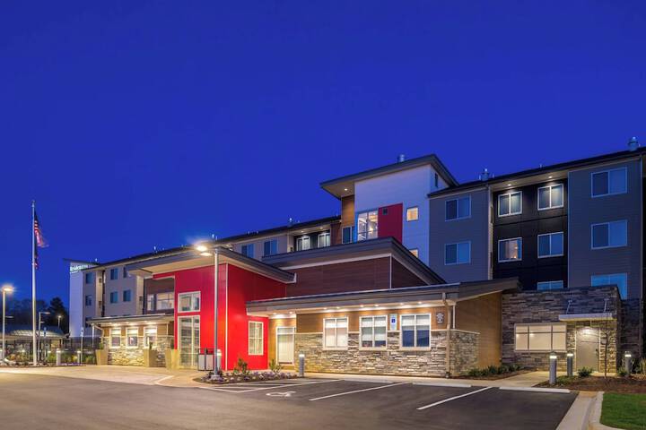 Hotel 2 of 55