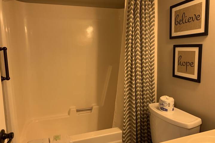 Room 187 of 214