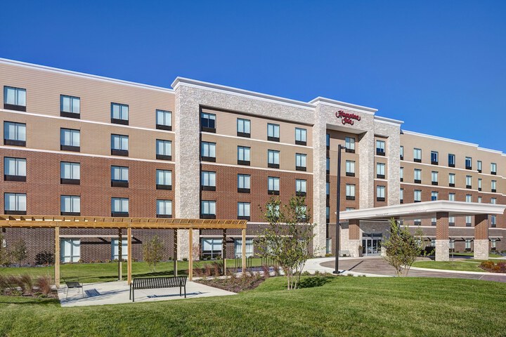 Hotel 2 of 47