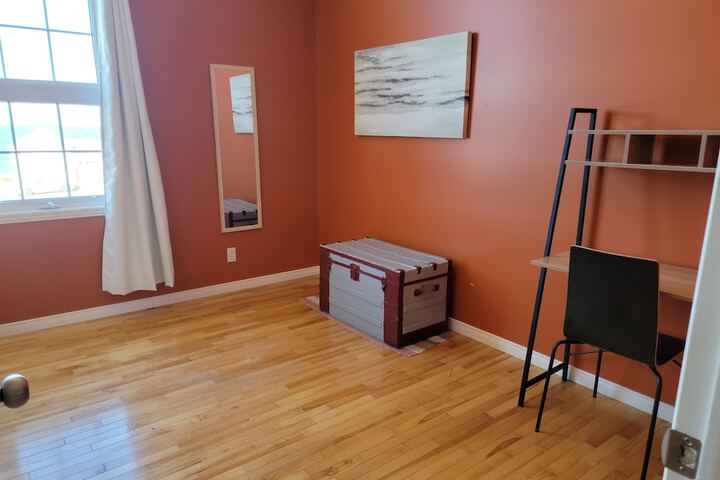 Room 89 of 102