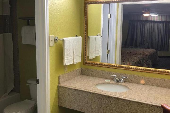Kings Inn Mexia