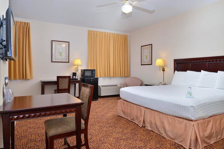 Room 15 of 21