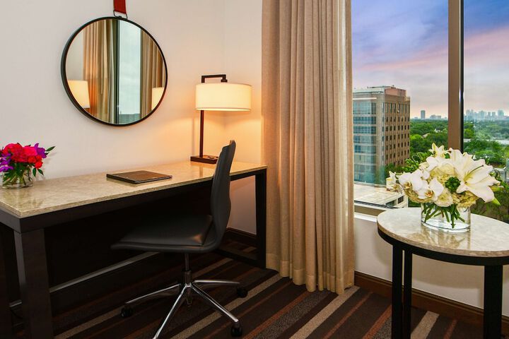Room 44 of 91