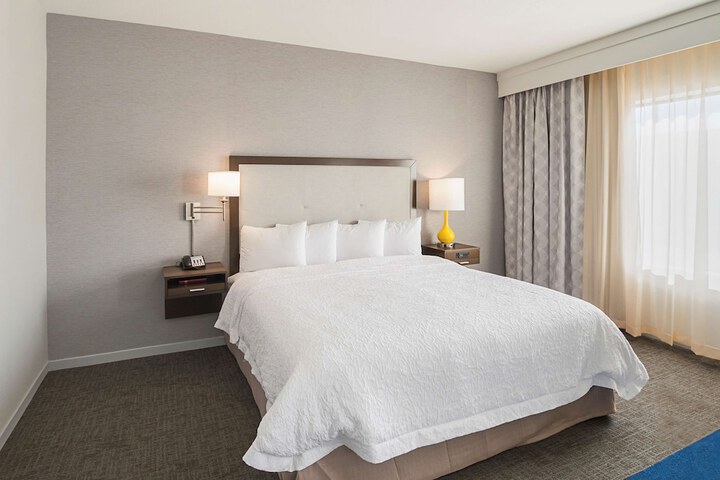 Hampton Inn & Suites Colleyville DFW Airport West