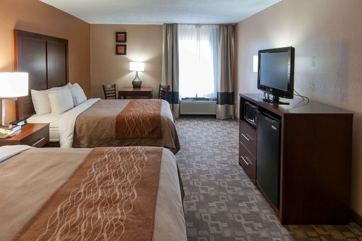 Room 25 of 40
