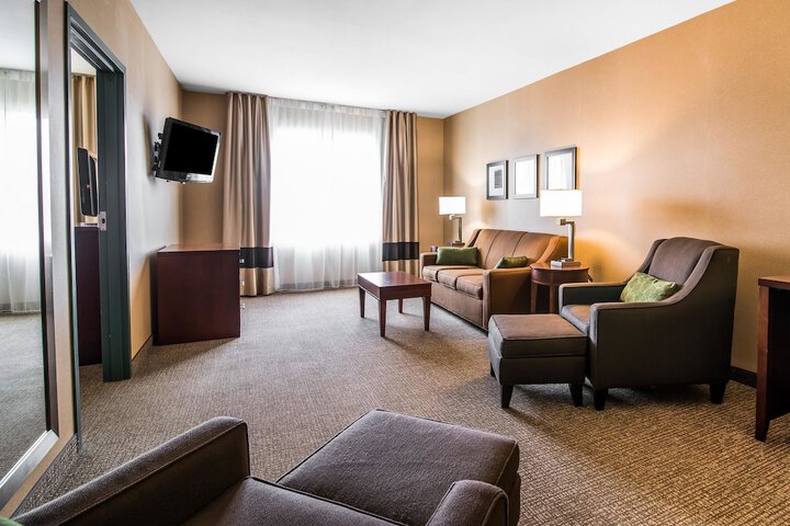 Room 11 of 30