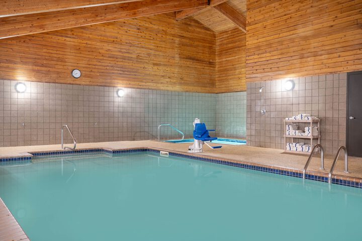 Pool 7 of 23