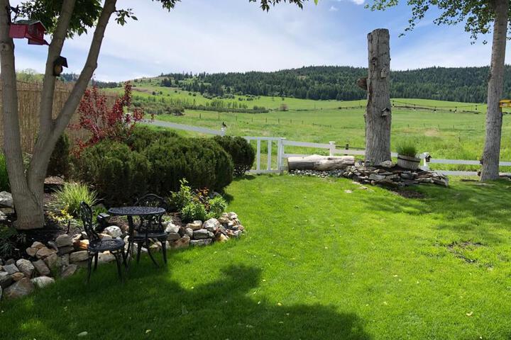 Country Cottage B & B
