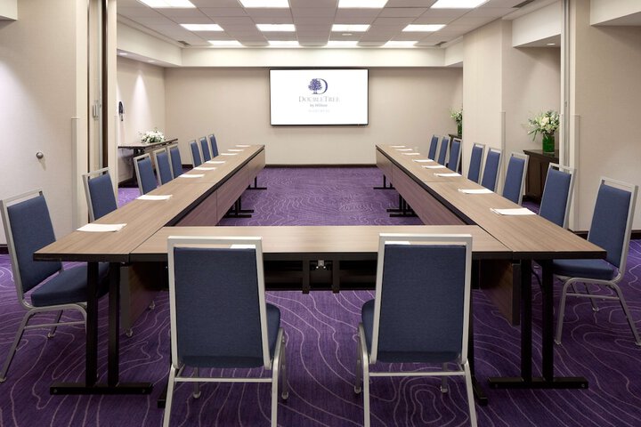DoubleTree by Hilton Montreal