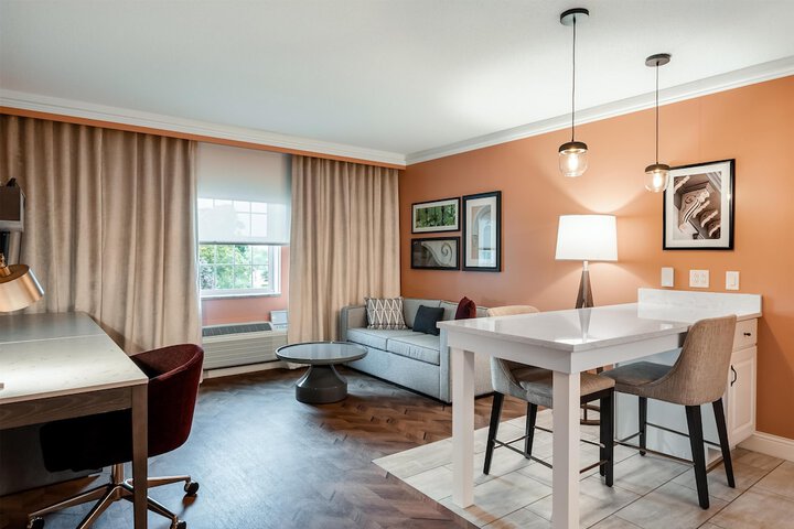 The Inn at Lewisburg BW Signature Collection
