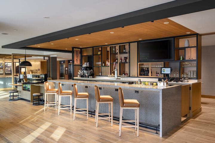 Hyatt Place Albany / Downtown