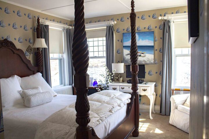 Room 45 of 84