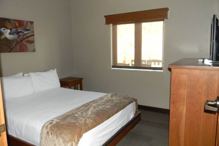Room 56 of 124