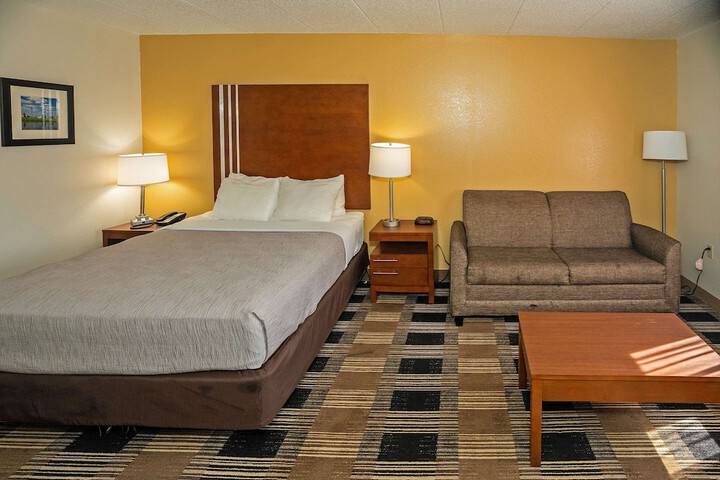 Room 30 of 36