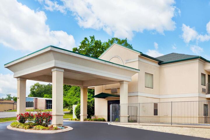 Hotel 2 of 15