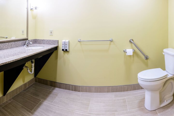 Asbury Inn & Suites