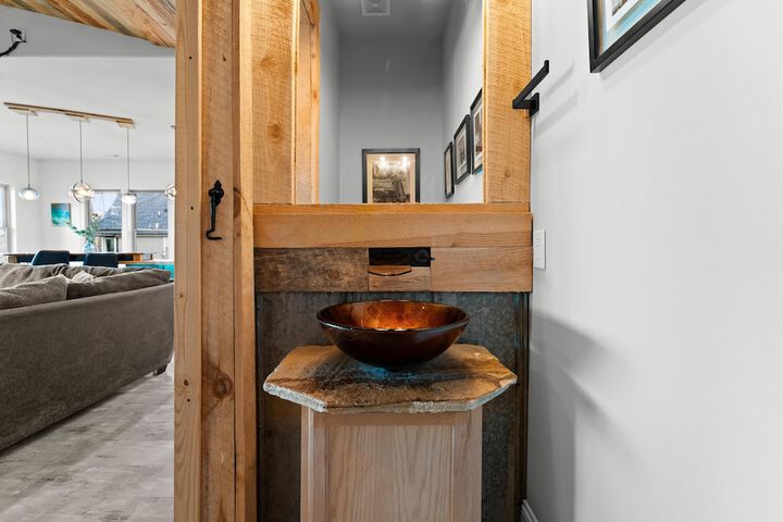 Nancy Key W / pool Wine Cave, Optional Boat Rental