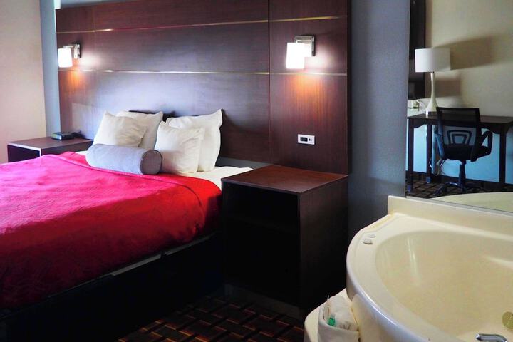 Room 20 of 47