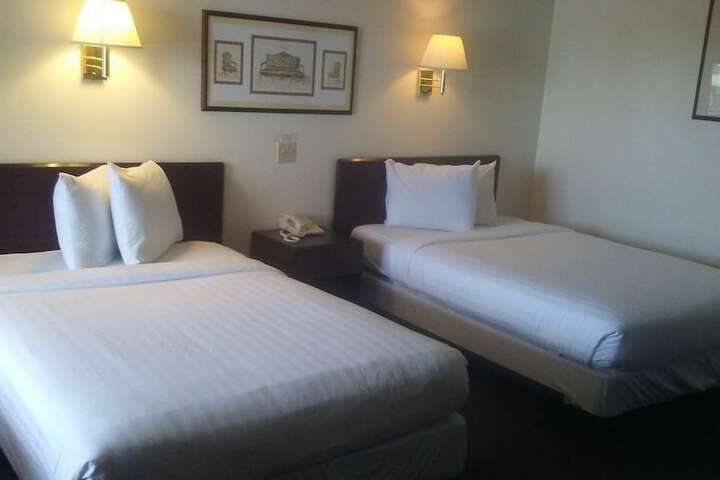 Room 13 of 15