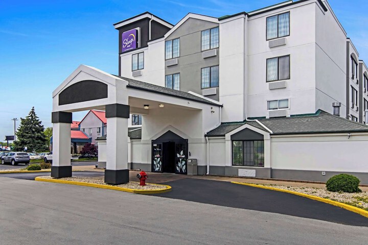 Hotel 6 of 34