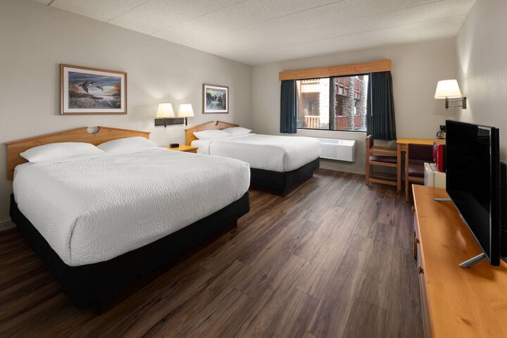 Shell Lake Lodge a Travelodge by Wyndham