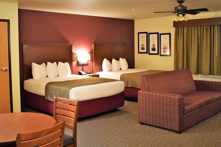 Room 28 of 39