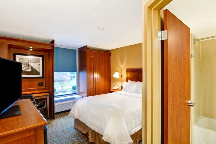Room 28 of 55