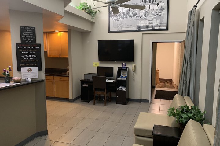 Business Center 42 of 42