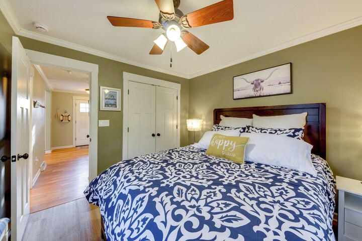 Family-friendly Twin Lakes Home Near Lake Mary!