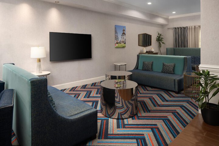 Hampton Inn & Suites Concord / Charlotte