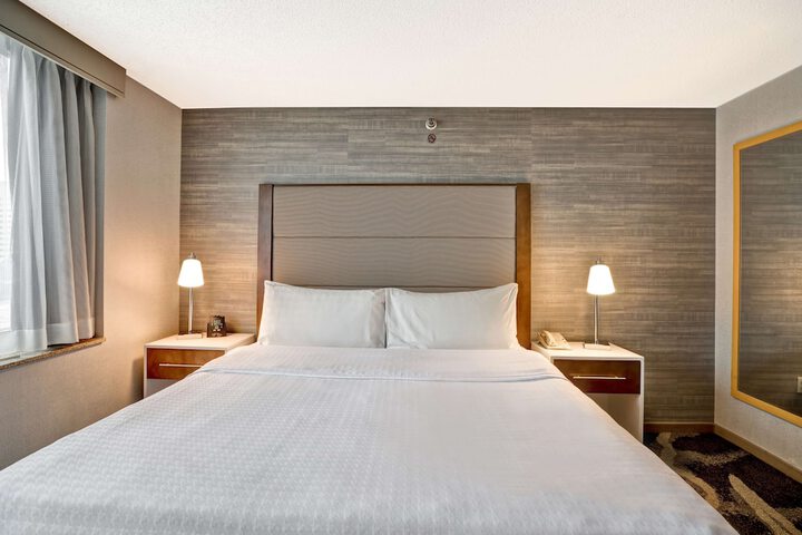 Room 14 of 38