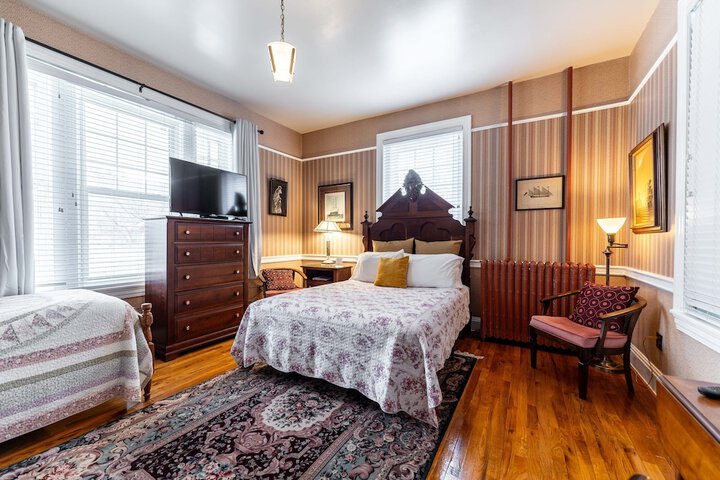Room 18 of 31