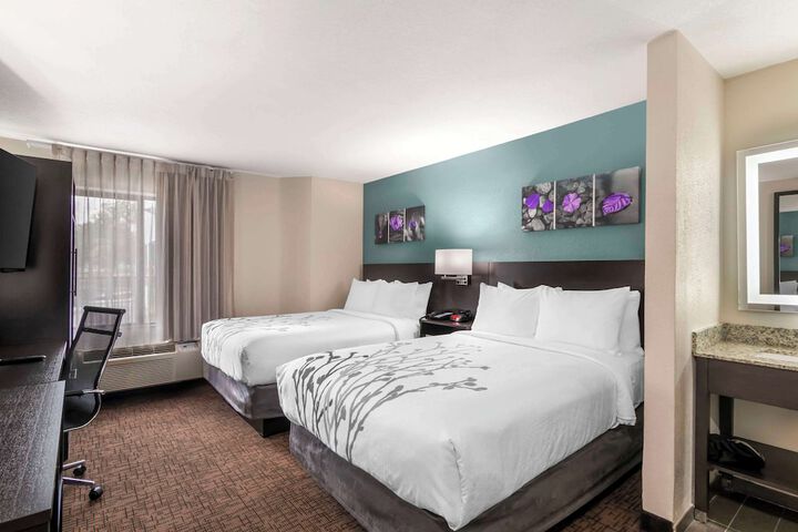 Room 16 of 34