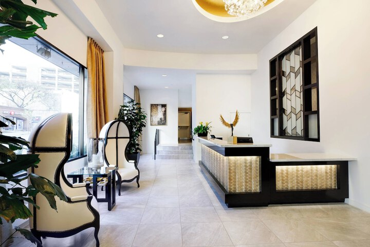 Hotel Interior 9 of 57