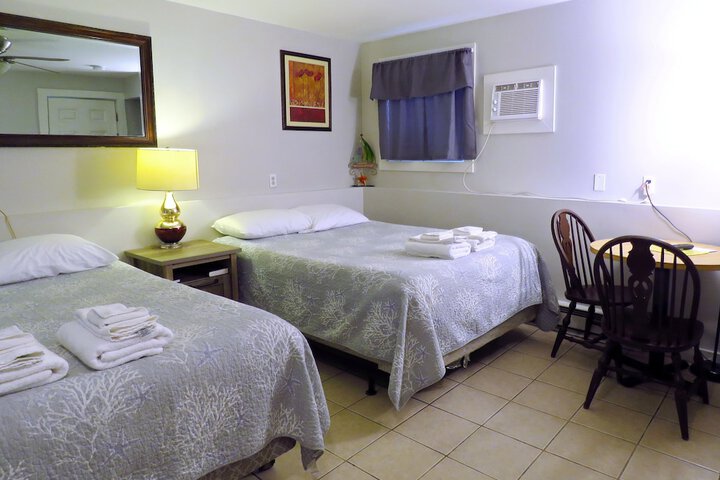 Room 45 of 77