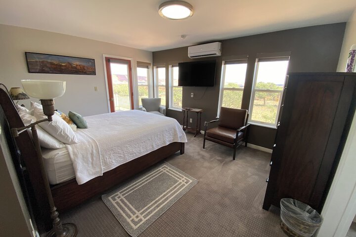 Room 87 of 136